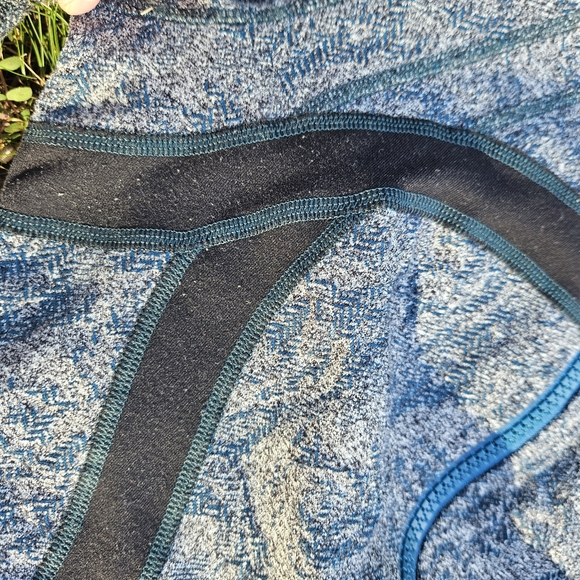 Lululemon Define Jacket sz 6 teal floral - Picture 7 of 9